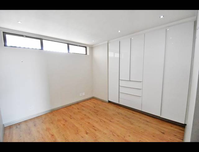 2 BEDROOM APARTMENT FOR SALE IN MORNINGSIDE